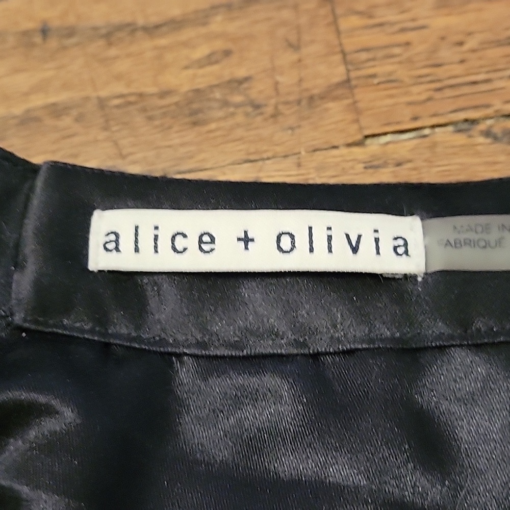 Alice + Olivia flirty skirt - Picture 10 of 11